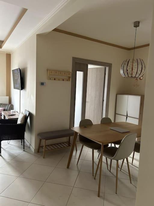 Ifestionos 2-Bedroom Apartment Szaloniki Kültér fotó